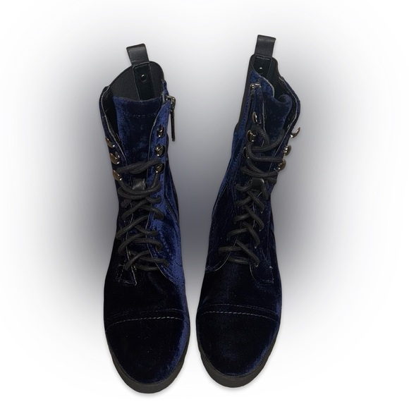 Donald J Pliner Boots - Picture 7 of 8